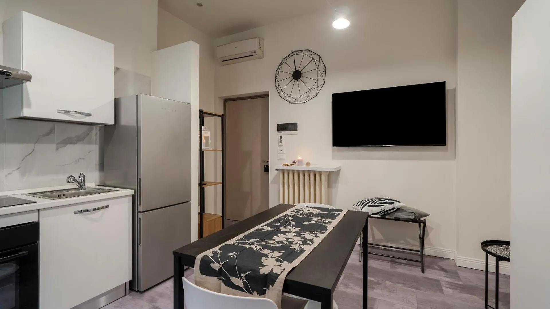 Loreto Prestige - Parking Free & Bulb Gym Milan Bed & Breakfast