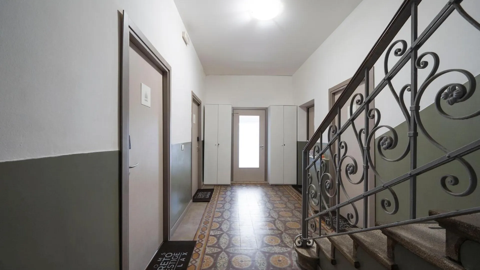 Bed & Breakfast Loreto Prestige - Parking Free & Bulb Gym Milan Italy