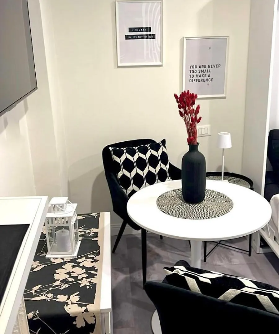 Loreto Prestige - Parking Free & Bulb Gym Milan Bed & Breakfast